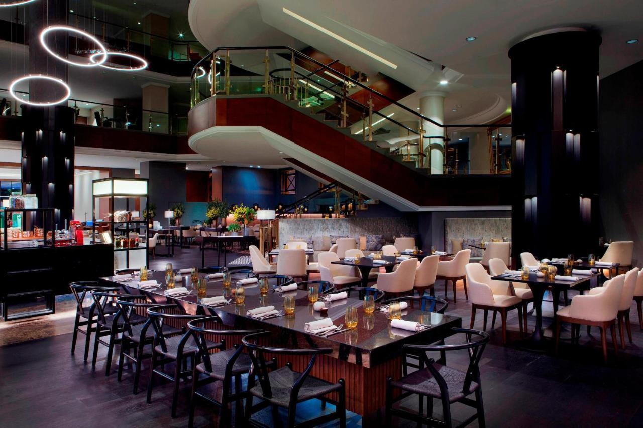 فندق سيدني هاربور ماريوت أت سيركولار كواي المظهر الخارجي الصورة The interior of the restaurant