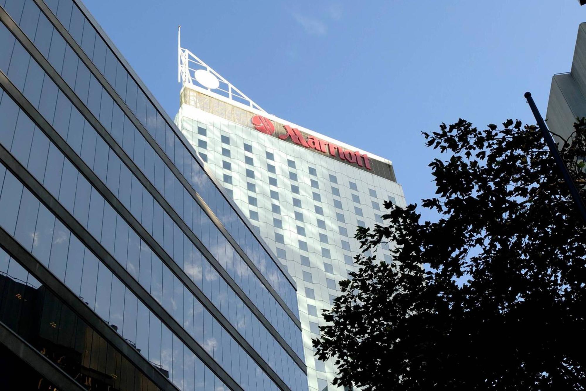 فندق سيدني هاربور ماريوت أت سيركولار كواي المظهر الخارجي الصورة The hotel in 2011