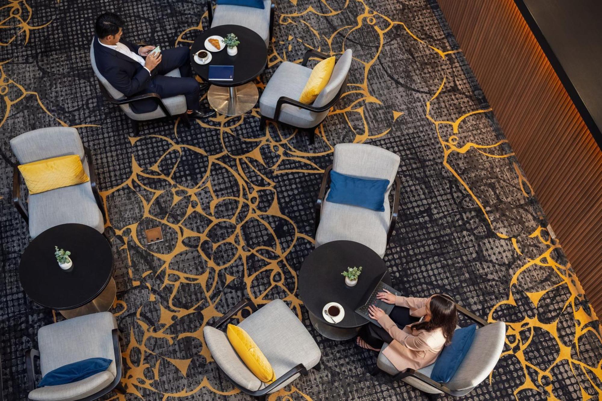 فندق سيدني هاربور ماريوت أت سيركولار كواي المظهر الخارجي الصورة The lounge at the airport